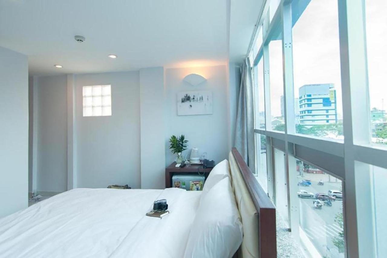 Nu Hotel - 18 Bui Vien Walkstreet Thành Pho Ho Chí Minh Esterno foto